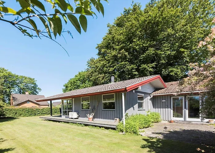 R732-rodvig-strandlaugsvej-5-a * Rødvig